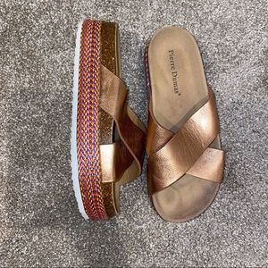 Platform slides / Sandles